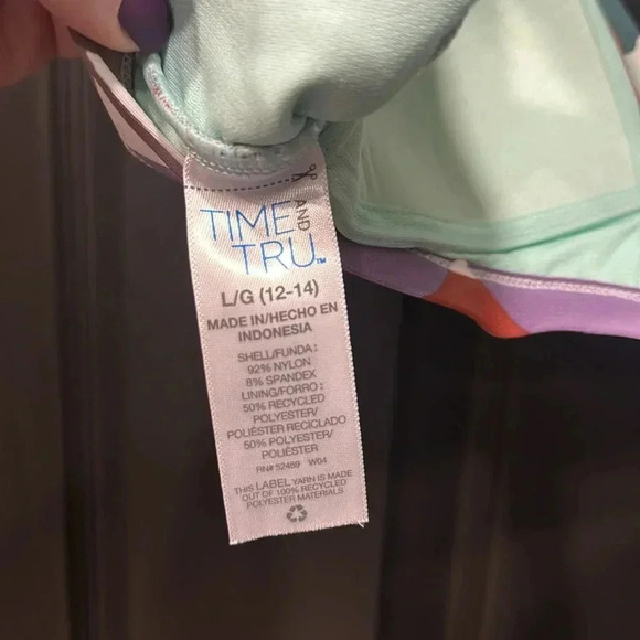 Time and tru swimsuit top - Picture 5 of 6